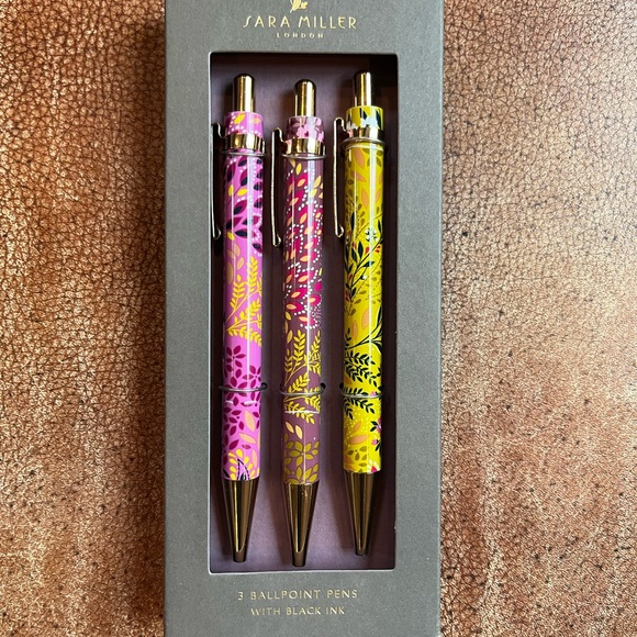Sara Miller Pink and Yellow Ballpoint Pens Set - Picture 2 of 4